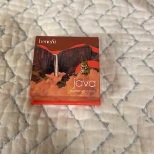 Benefit blush in color Java